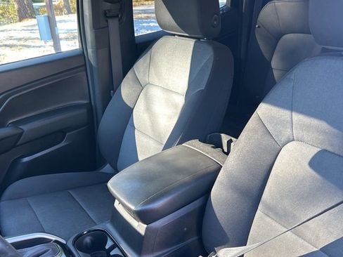 Certified 2023 Chevrolet Colorado Trail Boss w/ Technology Package image 30