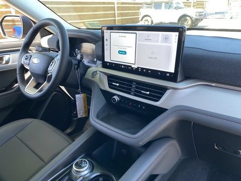 New 2026 Ford Explorer Active w/ Active Comfort Package AWD/4WD image 13