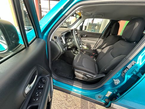 Used 2022 Jeep Renegade Sport w/ Sport Appearance Group image 10