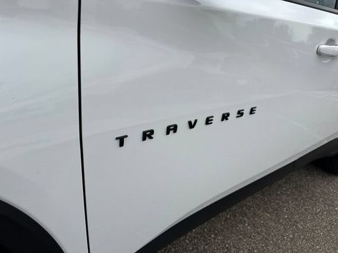 Used 2023 Chevrolet Traverse RS w/ LPO, Floor Liner Package AWD/4WD image 13