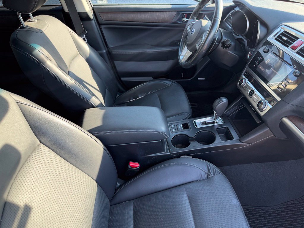 Used 2017 Subaru Outback 3.6R Limited AWD/4WD image 15