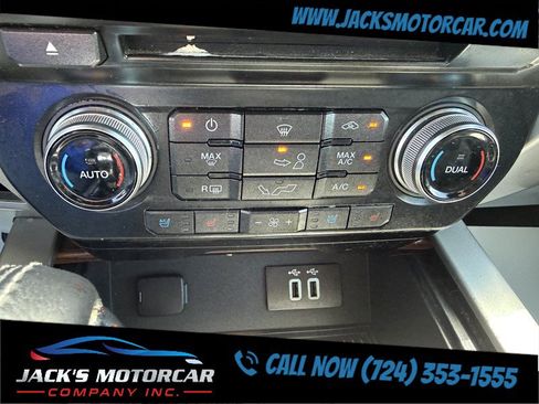 Used 2016 Ford F150 Lariat w/ Equipment Group 502A Luxury AWD/4WD image 20
