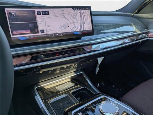 New 2025 BMW 760i xDrive image 12
