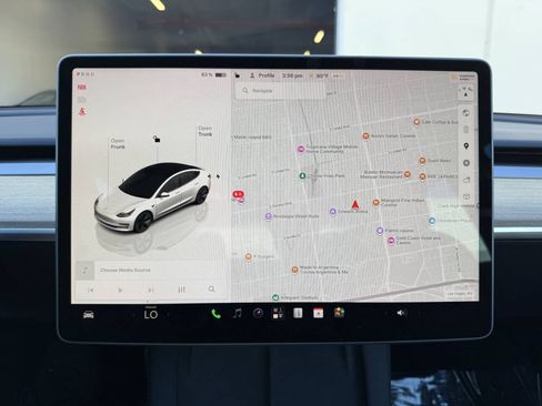 Used 2023 Tesla Model 3 Standard Range RWD image 10