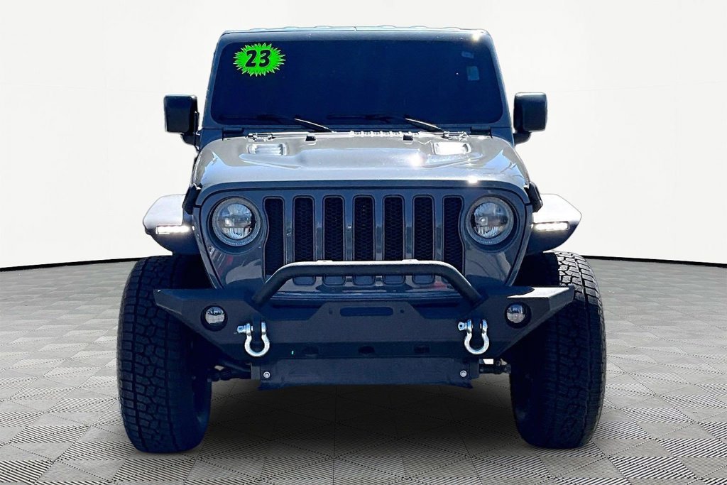 Used 2023 Jeep Wrangler Unlimited Rubicon AWD/4WD image 3