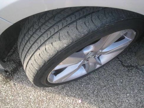 Used 2014 Acura ILX w/ Premium Package image 32