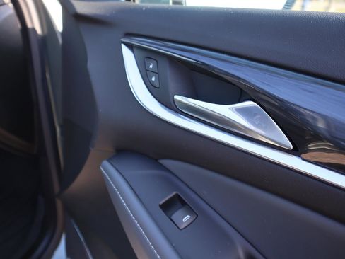 Used 2022 Buick Enclave Premium w/ Experience Buick Package image 54