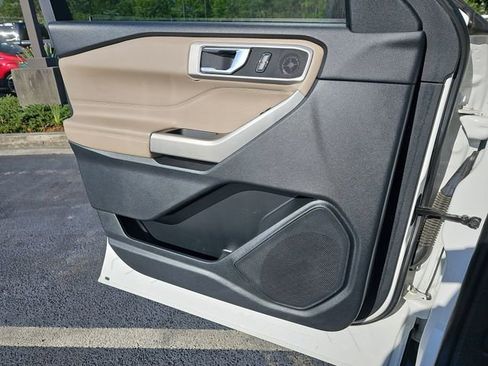 Used 2021 Ford Explorer XLT w/ Equipment Group 202A image 25