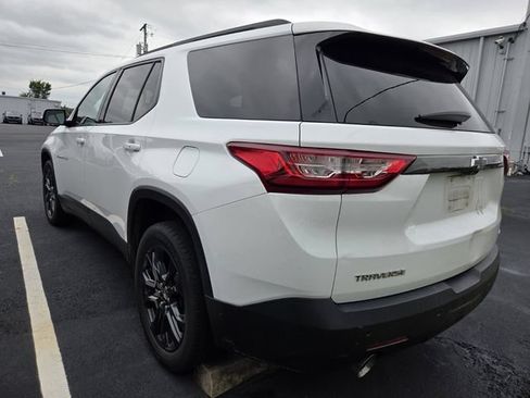 Used 2020 Chevrolet Traverse RS w/ LPO, Floor Liner Package FWD image 2