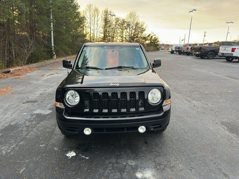 Used 2016 Jeep Patriot Sport w/ Power Value Group image 8