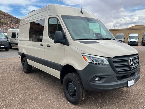 New 2026 Mercedes-Benz Sprinter 2500 image 7