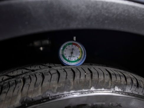 Used 2024 Tesla Model Y image 29