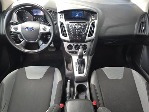 Used 2014 Ford Focus SE w/ SE Sport Package FWD image 13