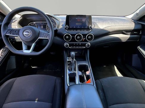Used 2024 Nissan Sentra SV FWD image 7