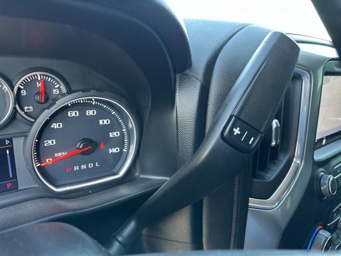 Used 2019 Chevrolet Silverado 1500 LT Trail Boss AWD/4WD image 15
