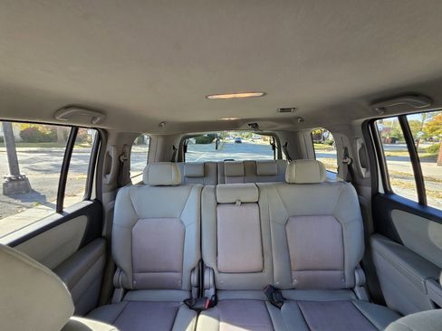 Used 2011 Honda Pilot EX image 36