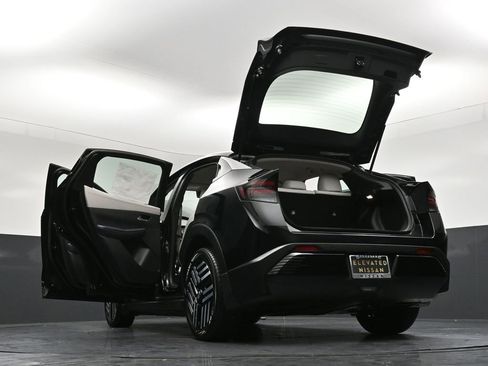 New 2026 Nissan Leaf SV+ w/ Floor Mat Package (SV+) FWD image 36