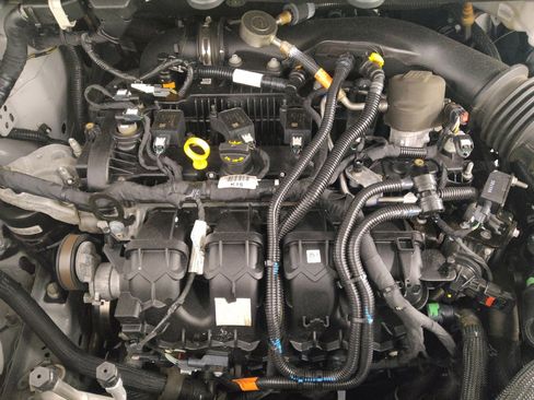 Used 2020 Ford Edge Titanium w/ Equipment Group 301A FWD image 30