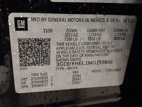 Used 2021 Chevrolet Silverado 1500 High Country w/ Technology Package AWD/4WD image 36