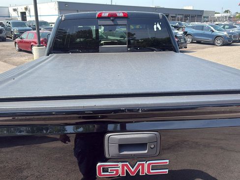 Used 2017 GMC Sierra 2500 Denali w/ Duramax Plus Package AWD/4WD image 28