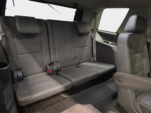 Used 2016 GMC Yukon Denali w/ Open Road Package image 16