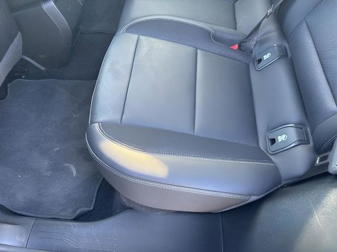 Used 2025 Chevrolet Equinox EV LT w/ Convenience Package image 27