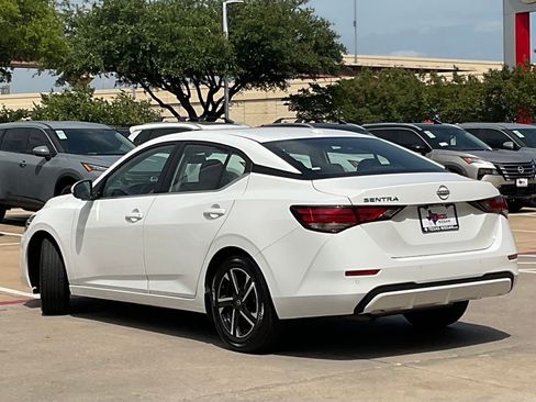 Used 2025 Nissan Sentra SV FWD image 6