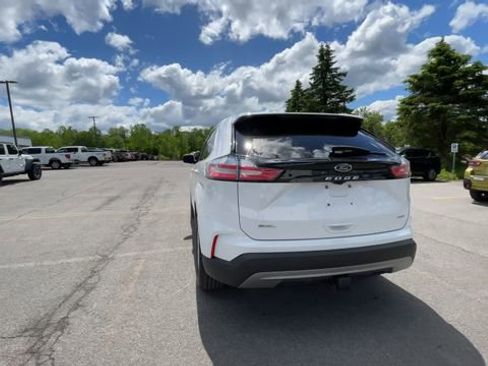Used 2022 Ford Edge SEL w/ Convenience Package AWD/4WD image 8