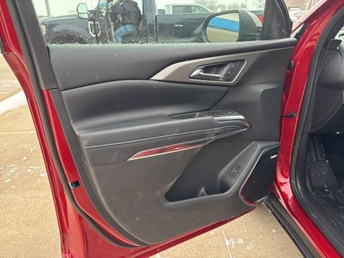 New 2026 Chevrolet Traverse LT w/ Enhanced Driving Package image 11