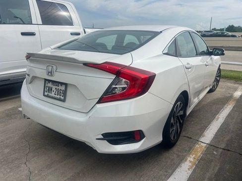 Used 2016 Honda Civic EX image 3