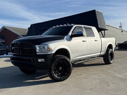 Used 2018 RAM 3500 Laramie image 20