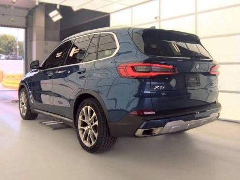 Used 2020 BMW X5 xDrive40i w/ Premium Package AWD/4WD image 3