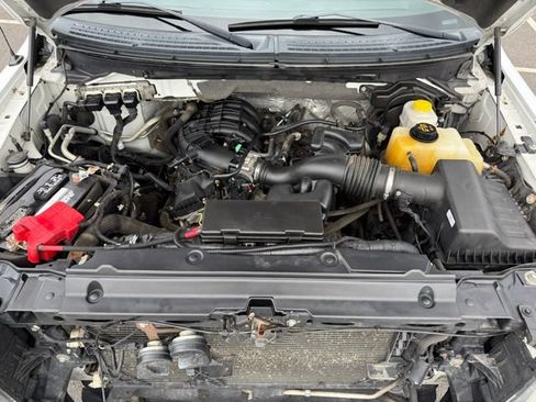 Used 2014 Ford F150 XLT AWD/4WD image 29