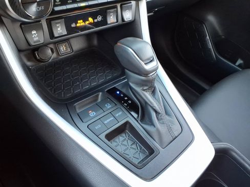 Certified 2025 Toyota RAV4 XLE Premium w/ Weather Package FWD image 19