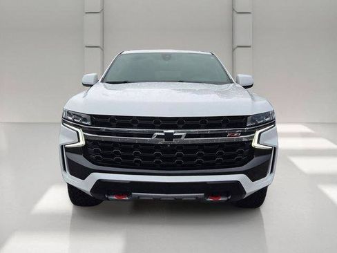 Certified 2022 Chevrolet Suburban Z71 w/ Off-Road Capability Package AWD/4WD image 8
