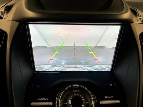 Certified 2019 Ford Escape Titanium AWD/4WD image 14