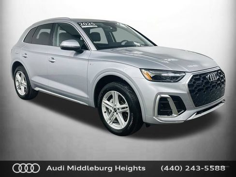 Certified 2025 Audi Q5 e Premium Plus w/ Premium Plus Package AWD/4WD image 1