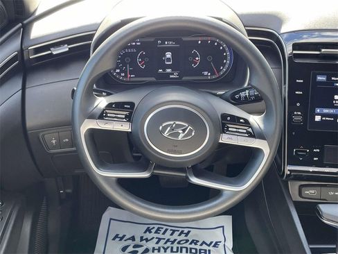 Certified 2024 Hyundai Santa Cruz SEL image 12