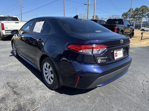 Certified 2022 Toyota Corolla LE image 29