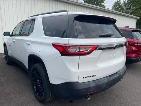 Used 2021 Chevrolet Traverse LT FWD image 5