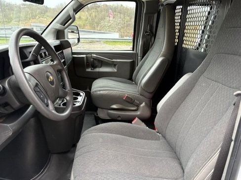 Used 2025 Chevrolet Express 2500 w/ Driver Convenience Package RWD image 12