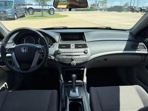 Used 2012 Honda Accord LX image 19