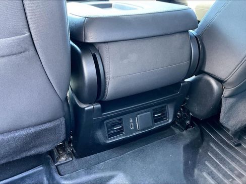 Certified 2022 Chevrolet Silverado 1500 LT image 32