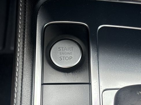 Used 2023 INFINITI QX60 Luxe w/ Performance Audio Package FWD image 25