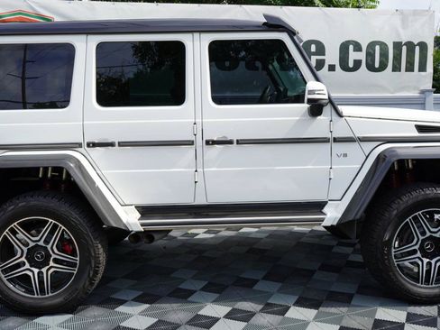 Used 2018 Mercedes-Benz G 550 Squared image 6