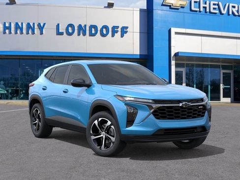 New 2026 Chevrolet Trax RS w/ Sunroof Package FWD image 7
