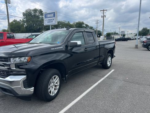 Used 2019 Chevrolet Silverado 1500 LT w/ All-Star Edition AWD/4WD image 14
