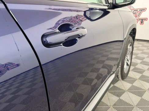 Used 2025 Honda Pilot EX-L image 31