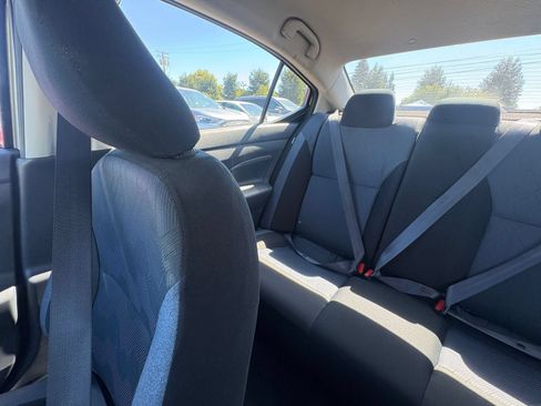 Used 2025 Nissan Versa SV FWD image 37