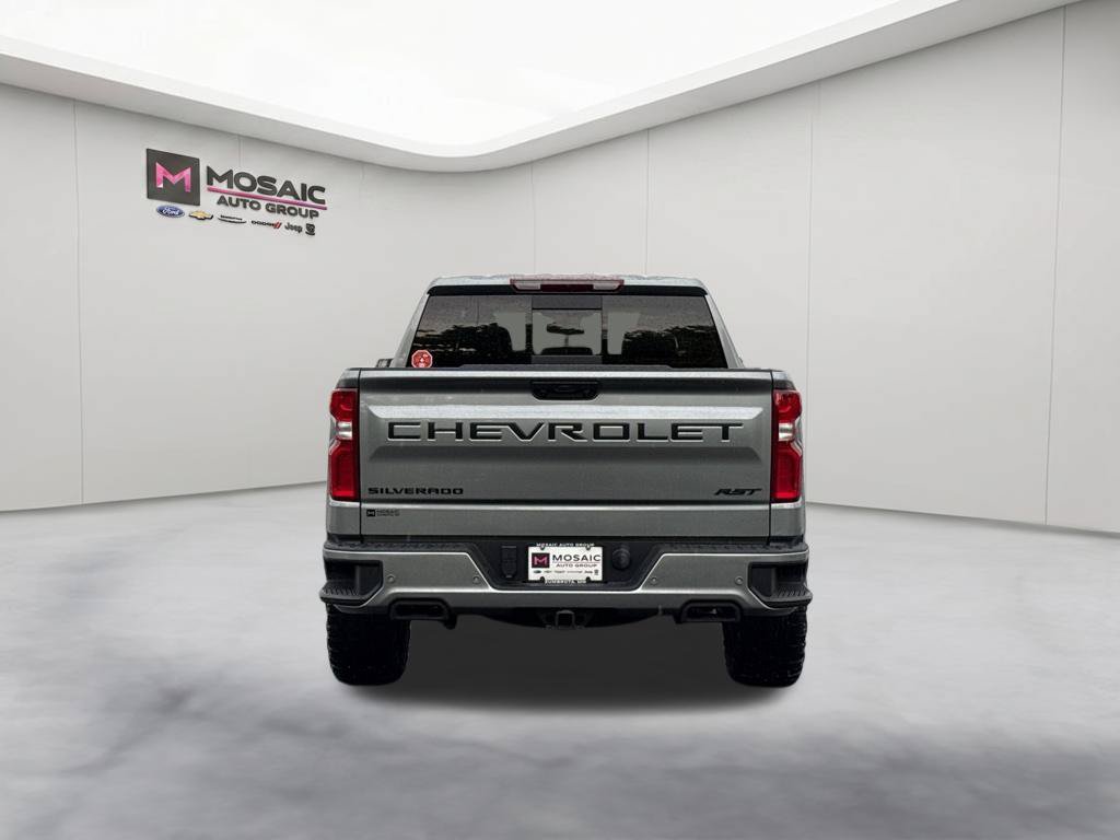 New 2026 Chevrolet Silverado 1500 RST w/ Dark Appearance Package AWD/4WD image 6